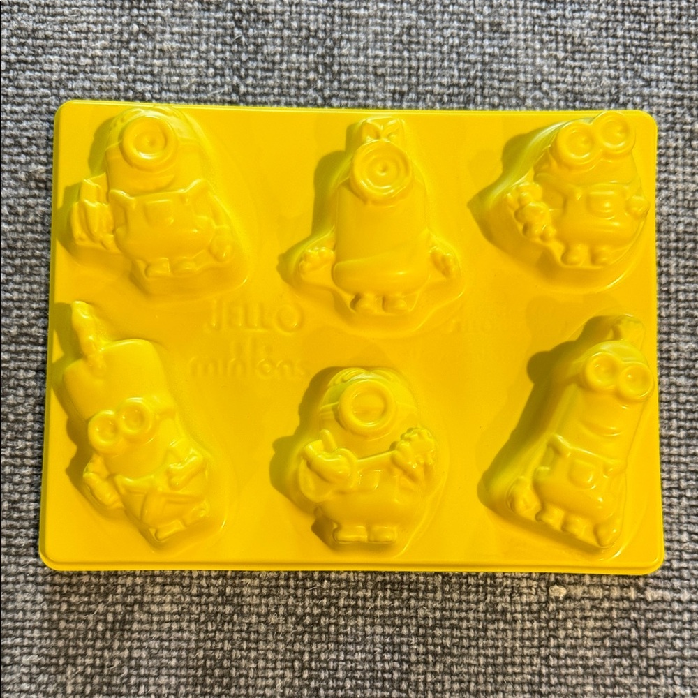 Minions Yellow Mold